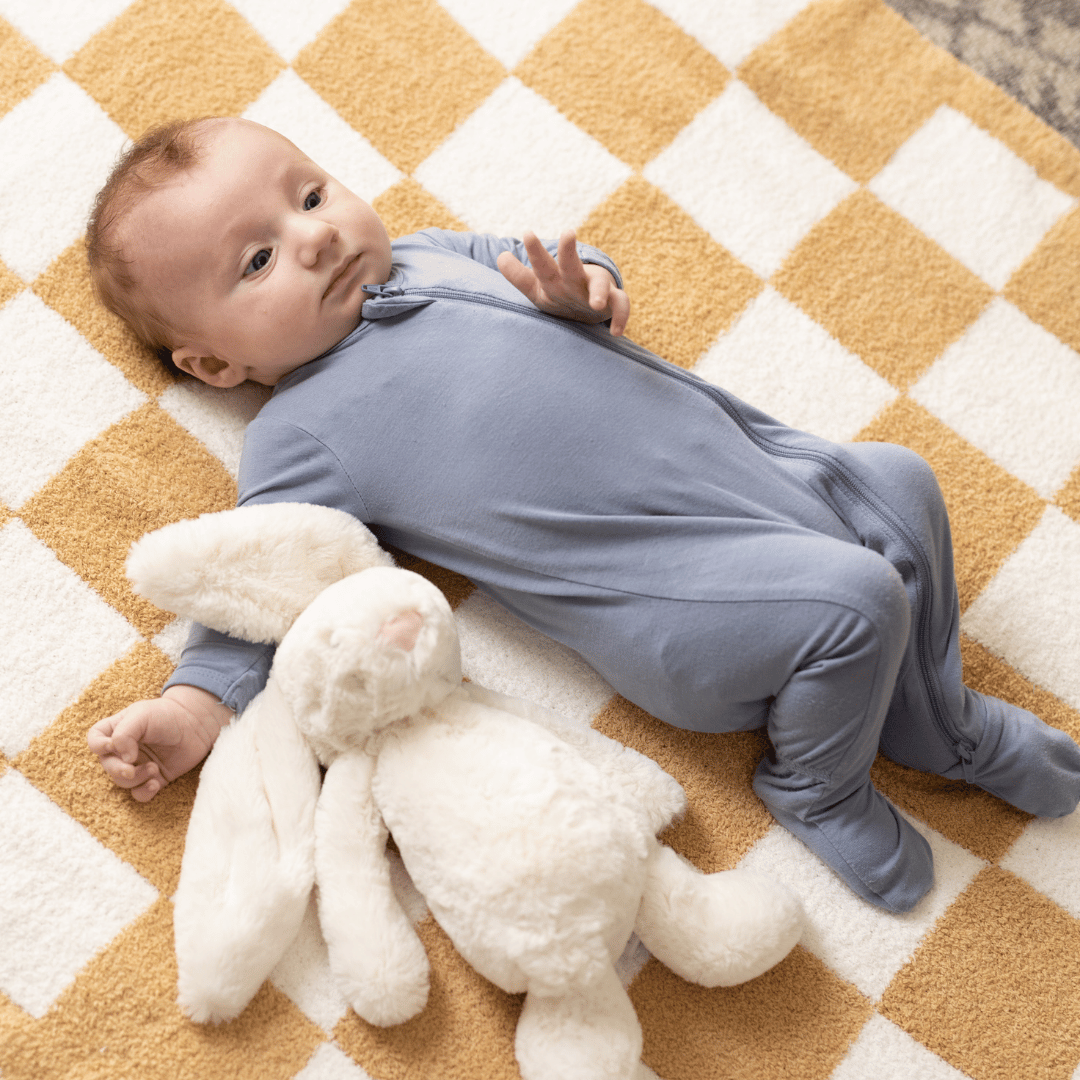 Stella Moon Blankets Are Back in Stock