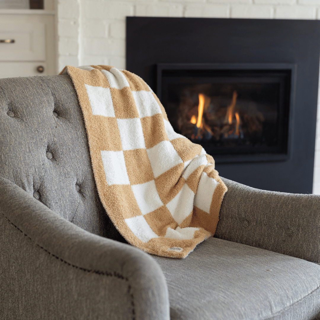 Best Fabrics for Baby Blankets Every Parent Should Know | Stella Moon
